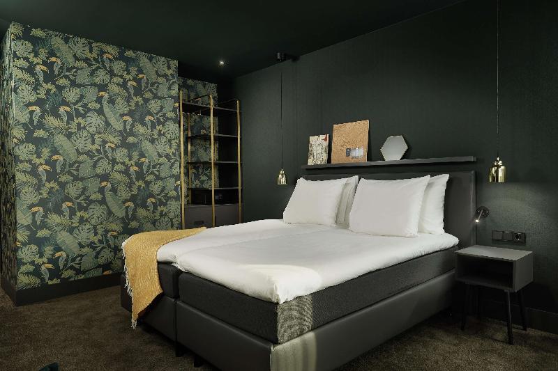 Van der Valk Hotel Amsterdam - Amstel - main image