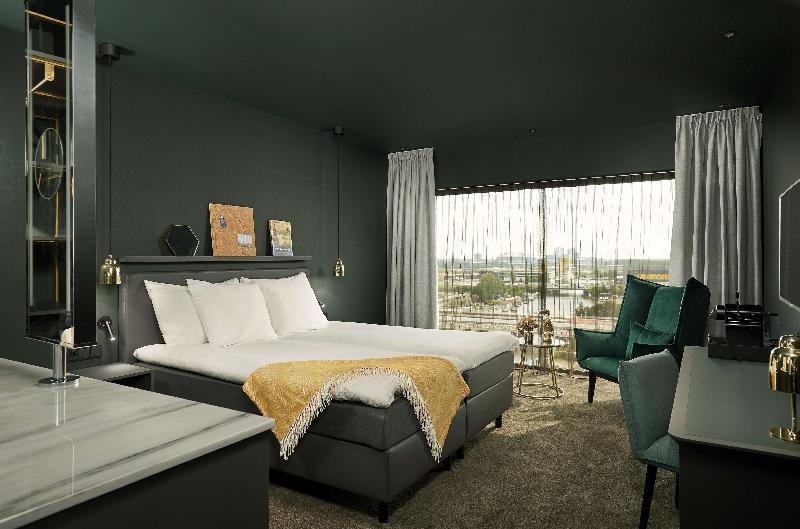 Van der Valk Hotel Amsterdam - Amstel - image 2