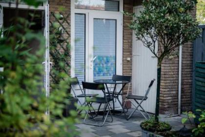 Charming 1Room Apartment in Amsterdam - image 15