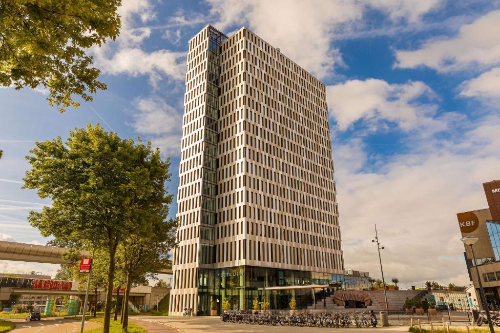Postillion Hotel Amsterdam - main image